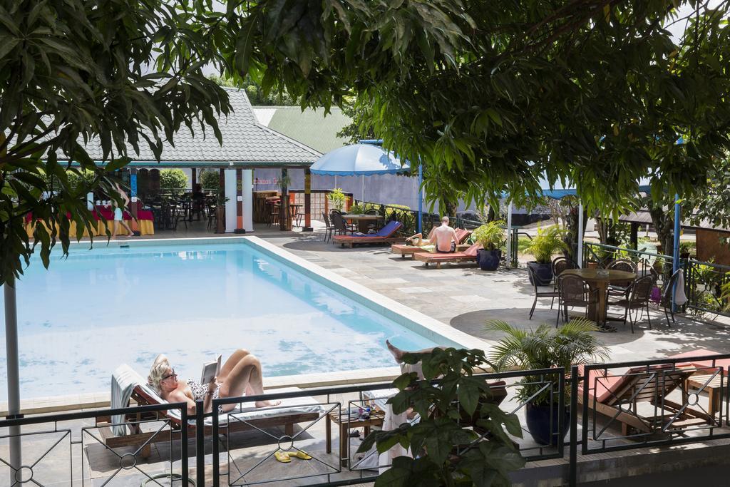 Residence Inn 帕拉马里博 外观 照片