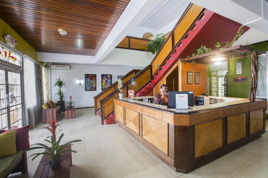 Residence Inn 帕拉马里博 外观 照片