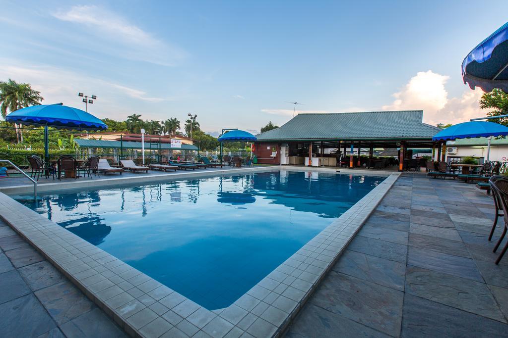Residence Inn 帕拉马里博 外观 照片
